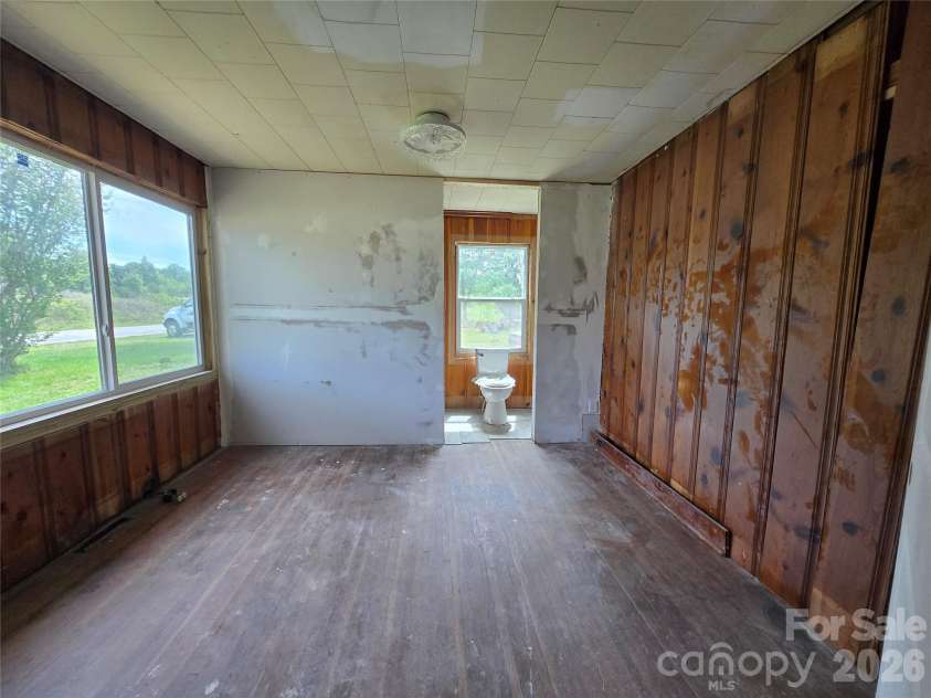 1127 Mountain Street, Blacksburg, SC 29702.  MLS# CAR4381881, YatesRealty ID 22045. 