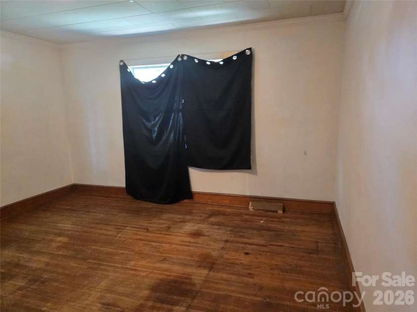 1127 Mountain Street, Blacksburg, SC 29702.  MLS# CAR4381881, YatesRealty ID 22045. 
