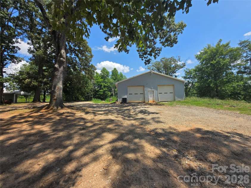 1127 Mountain Street, Blacksburg, SC 29702.  MLS# CAR4381881, YatesRealty ID 22045. 