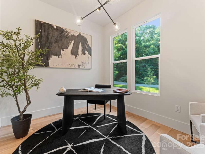1622 Burtonwood Circle, Charlotte, NC 28212.  MLS# CAR4272424, YatesRealty ID 22045. 