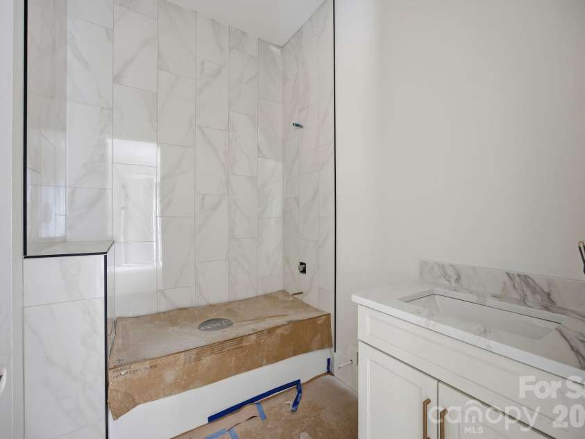 207 Kingsbridge Road, Salisbury, NC 28144.  MLS# CAR4382126, YatesRealty ID 22047. 