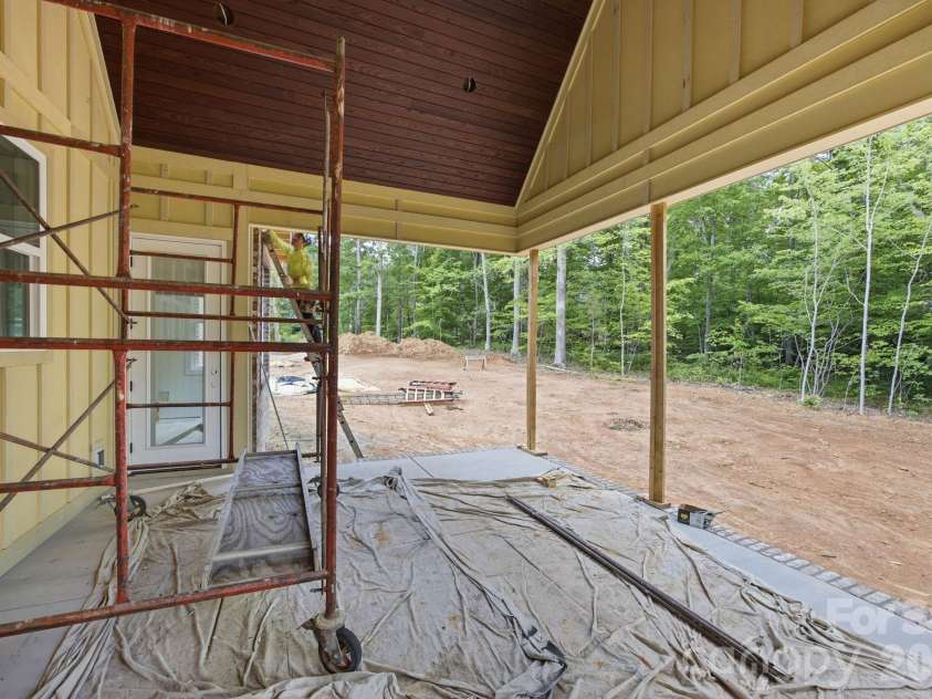 207 Kingsbridge Road, Salisbury, NC 28144.  MLS# CAR4382126, YatesRealty ID 22047. 