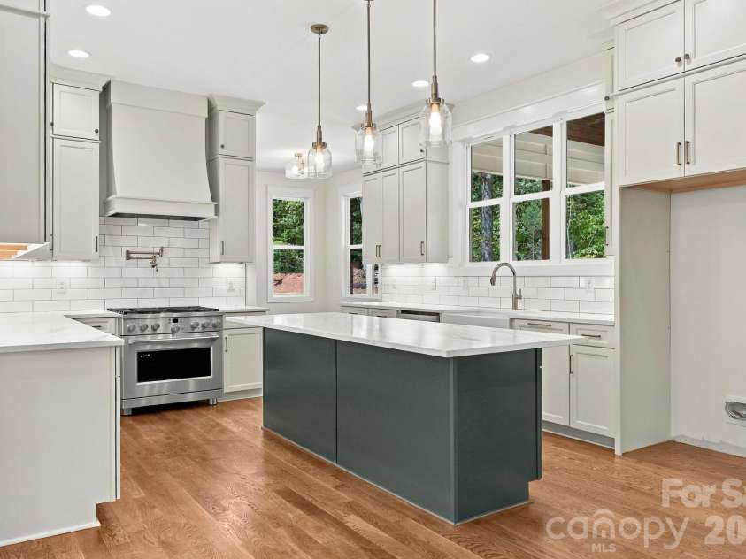 207 Kingsbridge Road, Salisbury, NC 28144.  MLS# CAR4382126, YatesRealty ID 22047. 