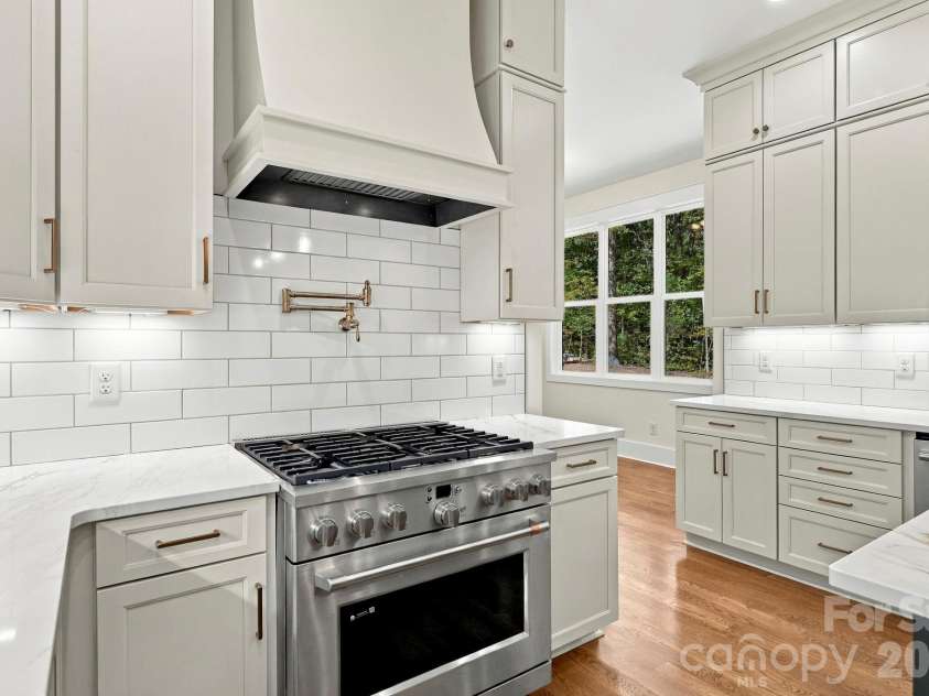 207 Kingsbridge Road, Salisbury, NC 28144.  MLS# CAR4382126, YatesRealty ID 22047. 