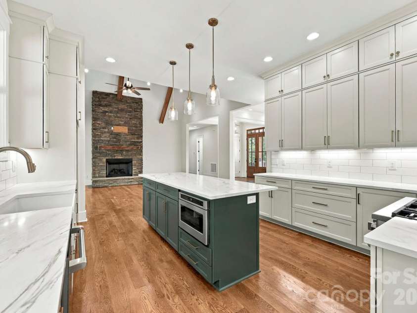 207 Kingsbridge Road, Salisbury, NC 28144.  MLS# CAR4382126, YatesRealty ID 22047. 