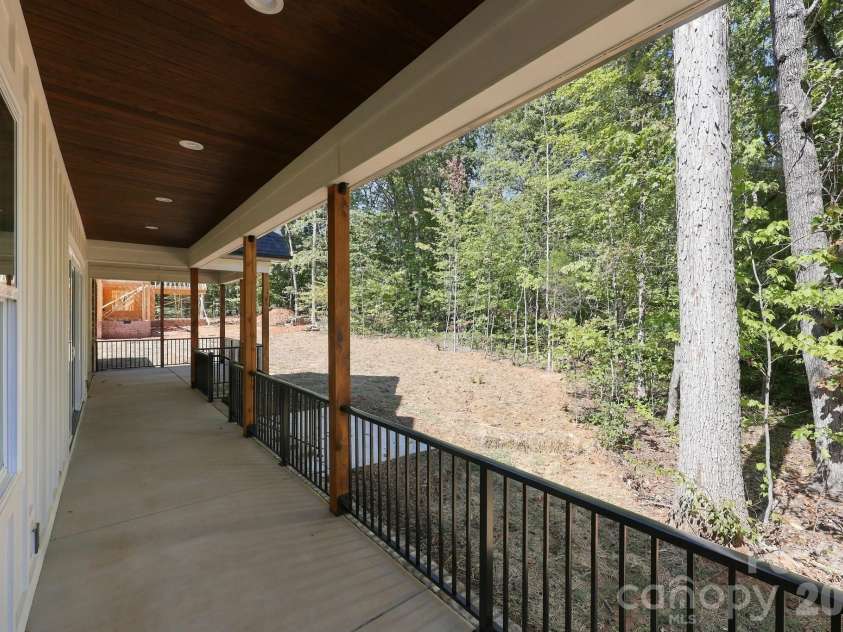 207 Kingsbridge Road, Salisbury, NC 28144.  MLS# CAR4382126, YatesRealty ID 22047. 