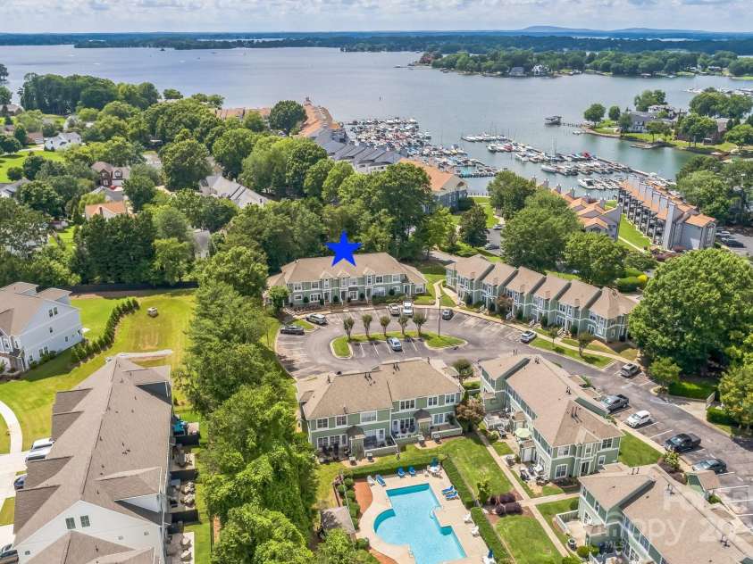 17431 Tuscany Lane, Cornelius, NC 28031.  MLS# CAR4272673, YatesRealty ID 22048. 