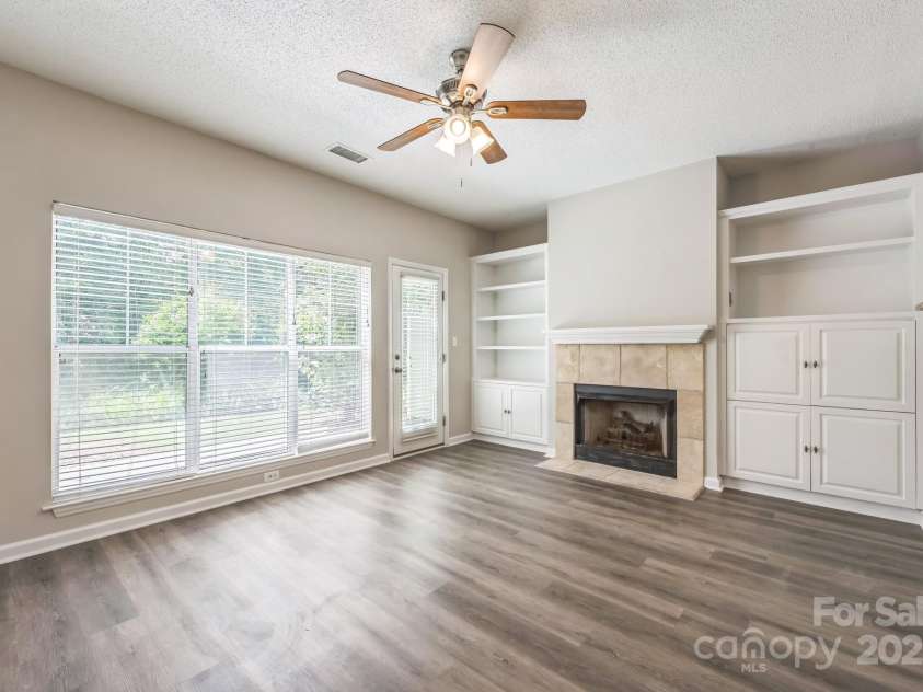 17431 Tuscany Lane, Cornelius, NC 28031.  MLS# CAR4272673, YatesRealty ID 22048. 