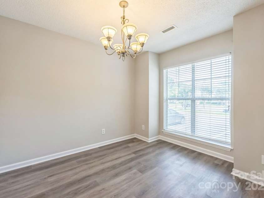 17431 Tuscany Lane, Cornelius, NC 28031.  MLS# CAR4272673, YatesRealty ID 22048. Dining room