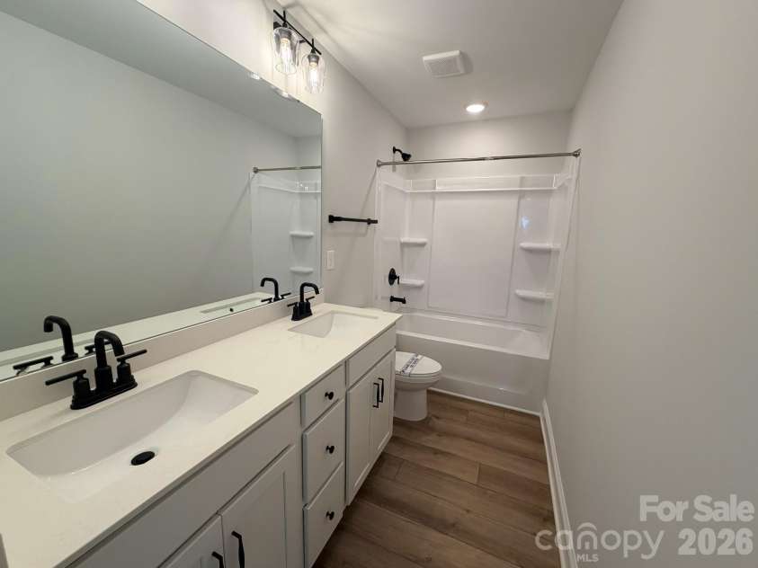 120 Swing Lane, Troutman, NC 28166.  MLS# CAR4382366, YatesRealty ID 22049. Bath 2