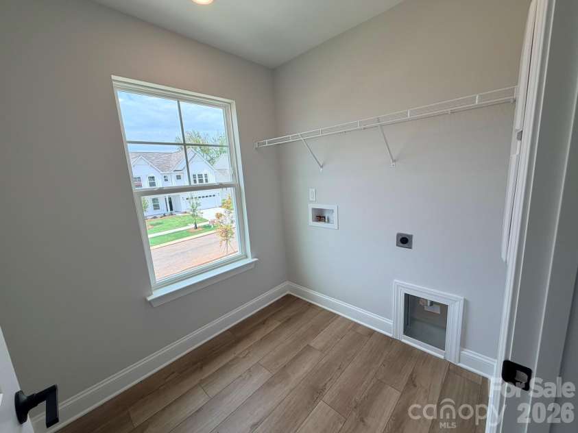 120 Swing Lane, Troutman, NC 28166.  MLS# CAR4382366, YatesRealty ID 22049. Laundry Room