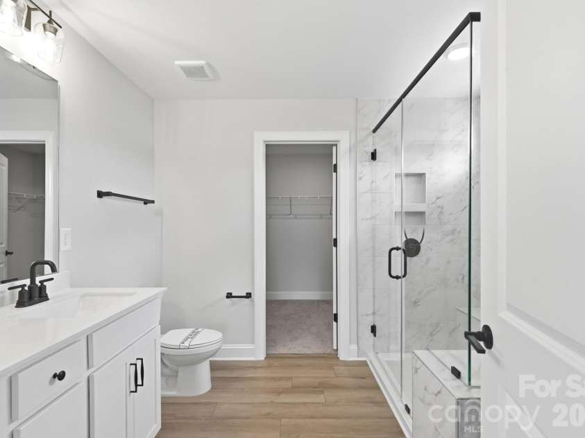 120 Swing Lane, Troutman, NC 28166.  MLS# CAR4382366, YatesRealty ID 22049. Primary Bathroom
