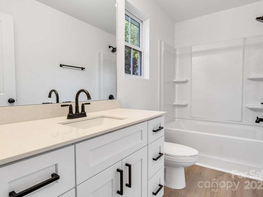 1420 Tyler Street, Kannapolis, NC 28083.  MLS# CAR4269303, YatesRealty ID 22049. 