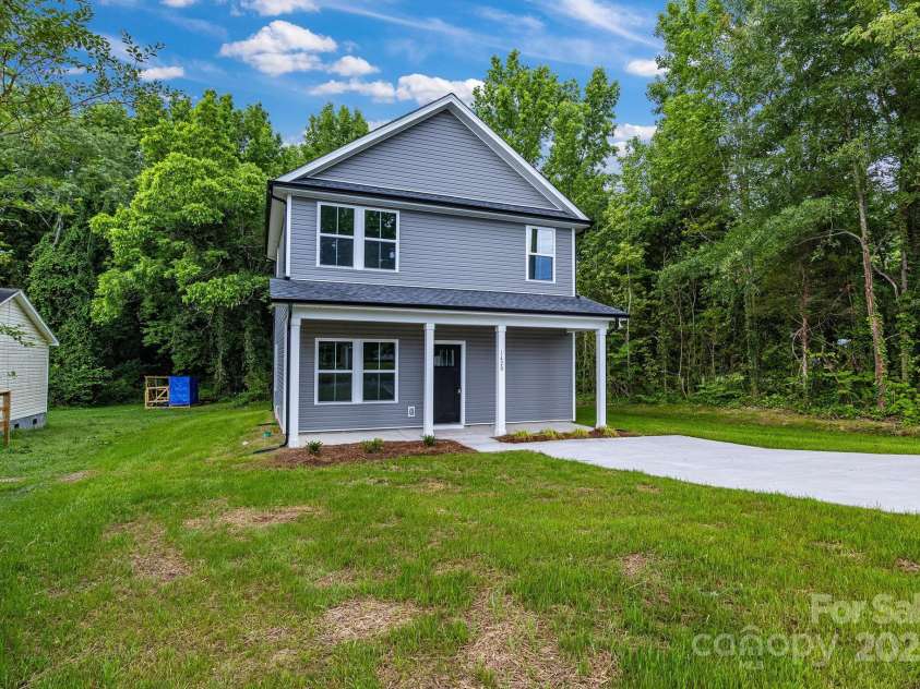 1420 Tyler Street, Kannapolis, NC 28083.  MLS# CAR4269303, YatesRealty ID 22049. 