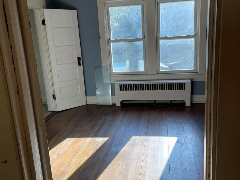 318 Academy Street, Canton, NC 28716.  MLS# CAR4263359, YatesRealty ID 2205. Upstairs bedroom 3