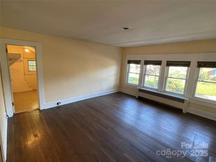 318 Academy Street, Canton, NC 28716.  MLS# CAR4263359, YatesRealty ID 2205. Upstairs bedroom 3