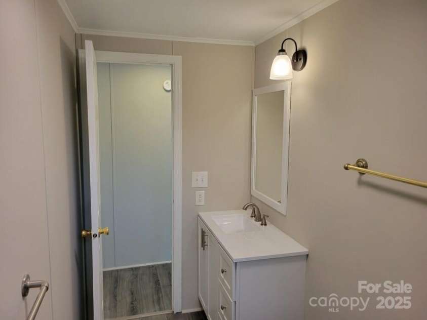 4467 Patti Clymer Drive, Morganton, NC 28655.  MLS# CAR4234174, YatesRealty ID 2205. 