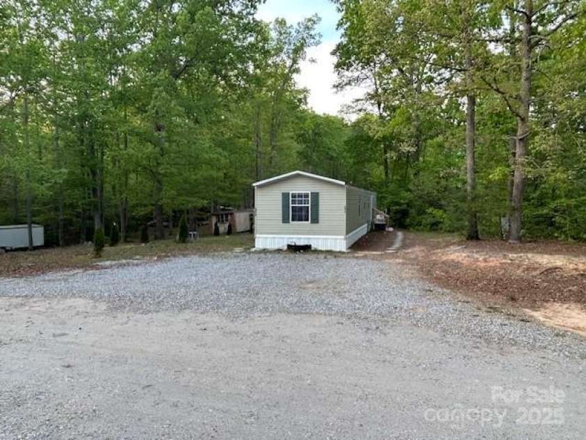 4467 Patti Clymer Drive, Morganton, NC 28655.  MLS# CAR4234174, YatesRealty ID 2205. 