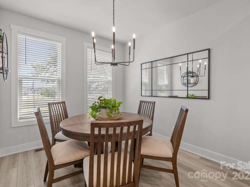 5006 Tiny Lane, Charlotte, NC 28203.  MLS# CAR4326309, YatesRealty ID 2205. 