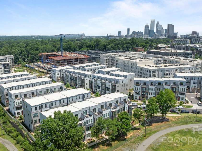 5006 Tiny Lane, Charlotte, NC 28203.  MLS# CAR4326309, YatesRealty ID 2205. 
