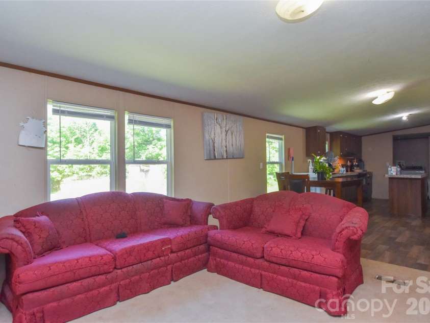 5595 American Way, Denver, NC 28037.  MLS# CAR4382328, YatesRealty ID 22051. 
