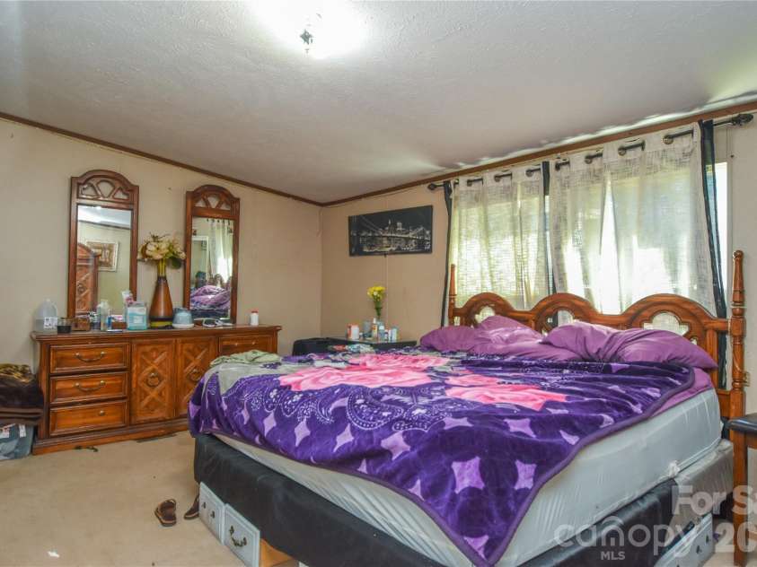 5595 American Way, Denver, NC 28037.  MLS# CAR4382328, YatesRealty ID 22051. 