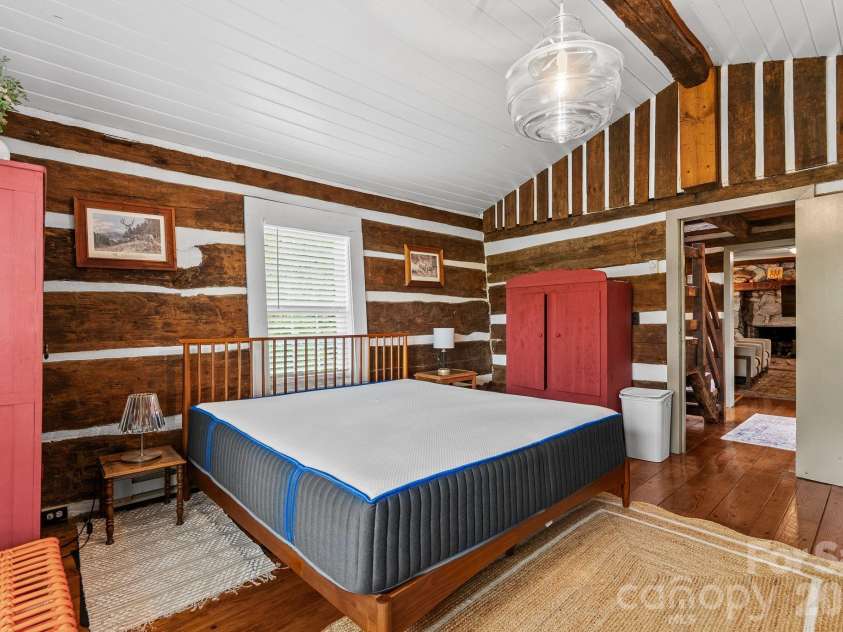 285 Glenaire Drive, Mars Hill, NC 28754.  MLS# CAR4380498, YatesRealty ID 22052. 