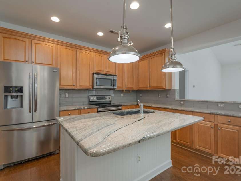 11945 Red Rust Lane, Charlotte, NC 28277.  MLS# CAR4258421, YatesRealty ID 22054. 