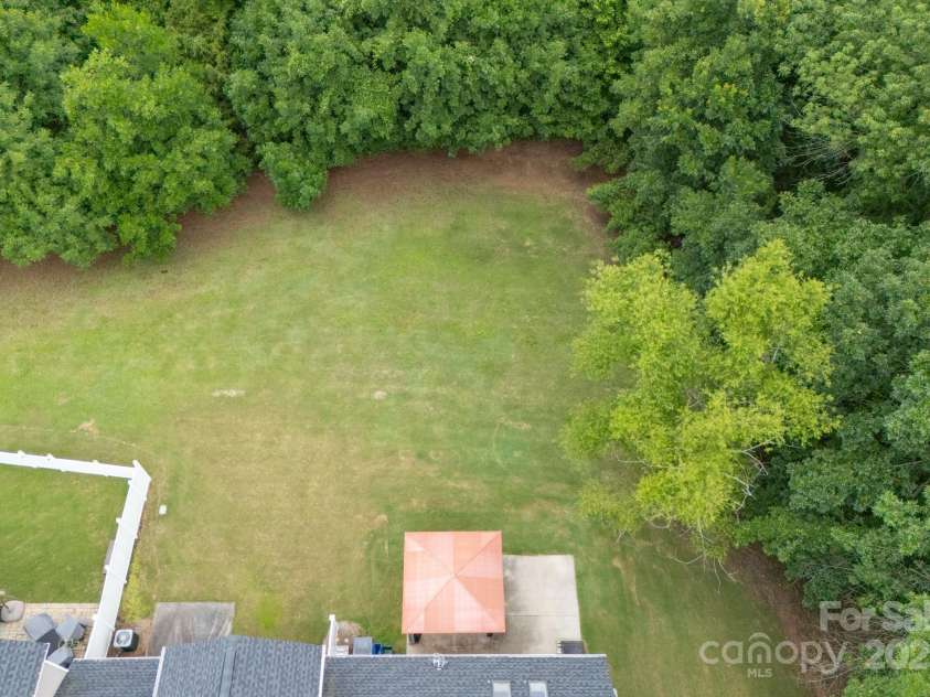 11945 Red Rust Lane, Charlotte, NC 28277.  MLS# CAR4258421, YatesRealty ID 22054. 