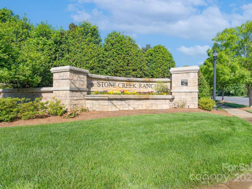 11945 Red Rust Lane, Charlotte, NC 28277.  MLS# CAR4258421, YatesRealty ID 22054. 