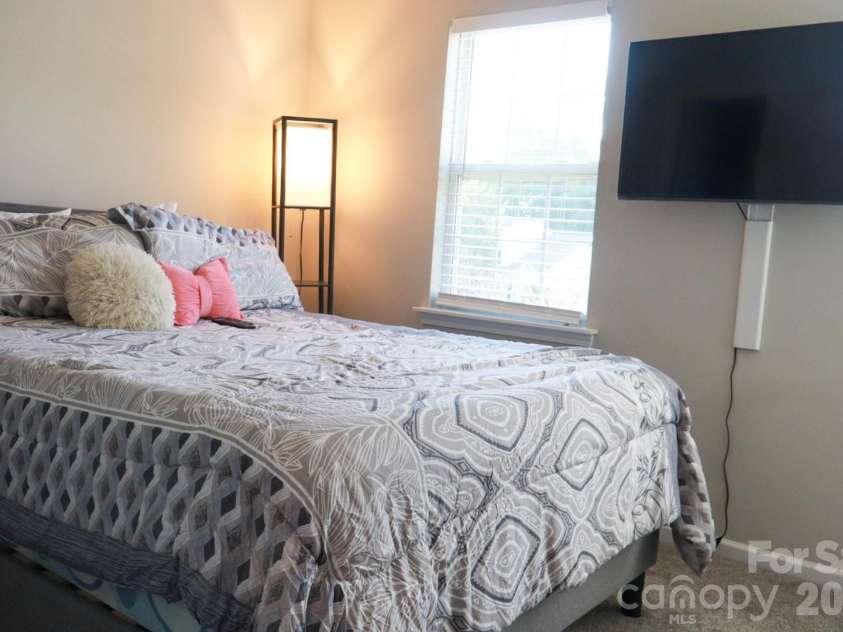 12331 Bluestem Lane, Charlotte, NC 28277.  MLS# CAR4378995, YatesRealty ID 22054. 