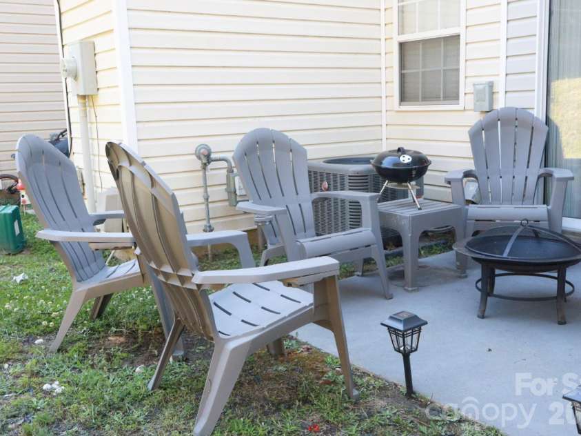 12331 Bluestem Lane, Charlotte, NC 28277.  MLS# CAR4378995, YatesRealty ID 22054. 