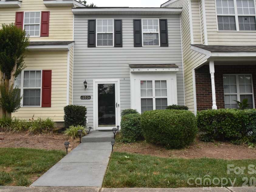 12331 Bluestem Lane, Charlotte, NC 28277.  MLS# CAR4378995, YatesRealty ID 22054. 