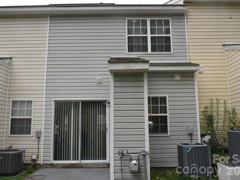 12331 Bluestem Lane, Charlotte, NC 28277.  MLS# CAR4378995, YatesRealty ID 22054. 