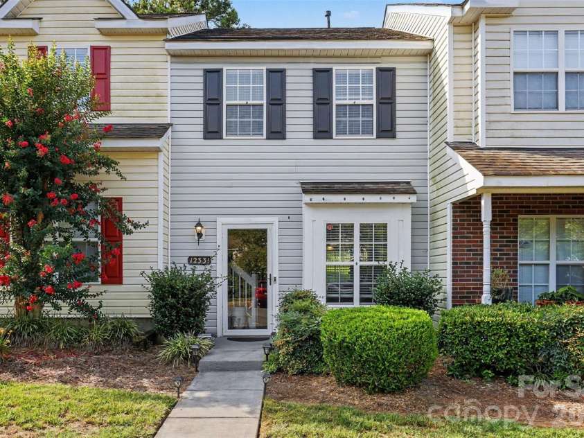 12331 Bluestem Lane, Charlotte, NC 28277.  MLS# CAR4415058, YatesRealty ID 22054. 