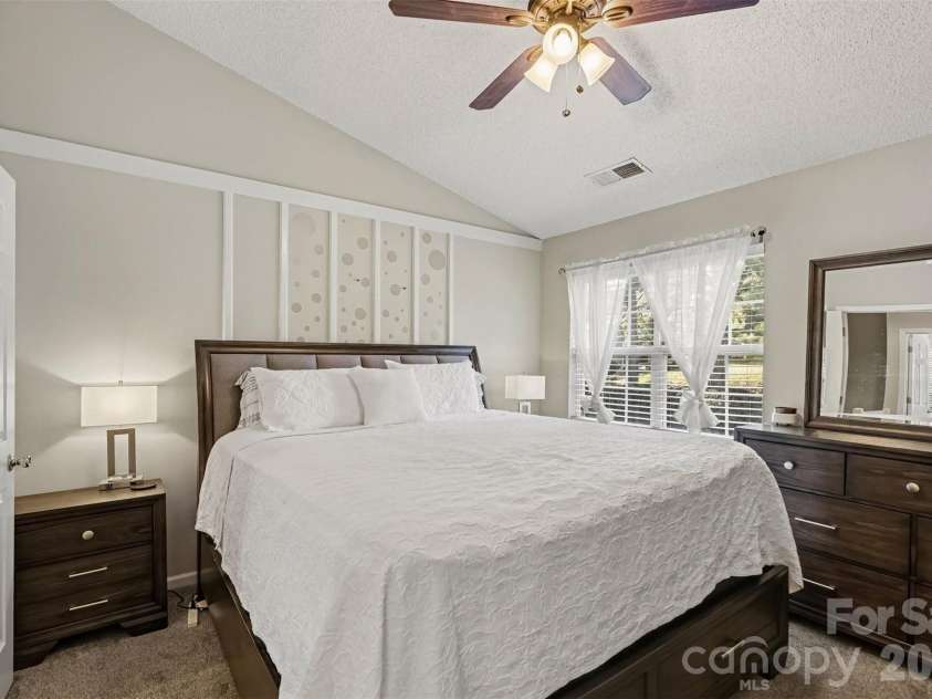 12331 Bluestem Lane, Charlotte, NC 28277.  MLS# CAR4415058, YatesRealty ID 22054. 