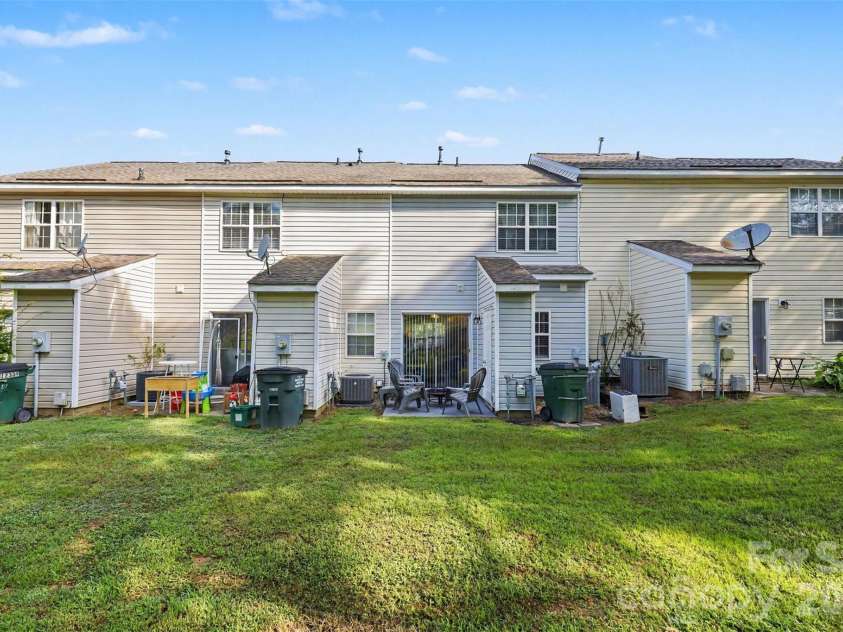 12331 Bluestem Lane, Charlotte, NC 28277.  MLS# CAR4415058, YatesRealty ID 22054. 