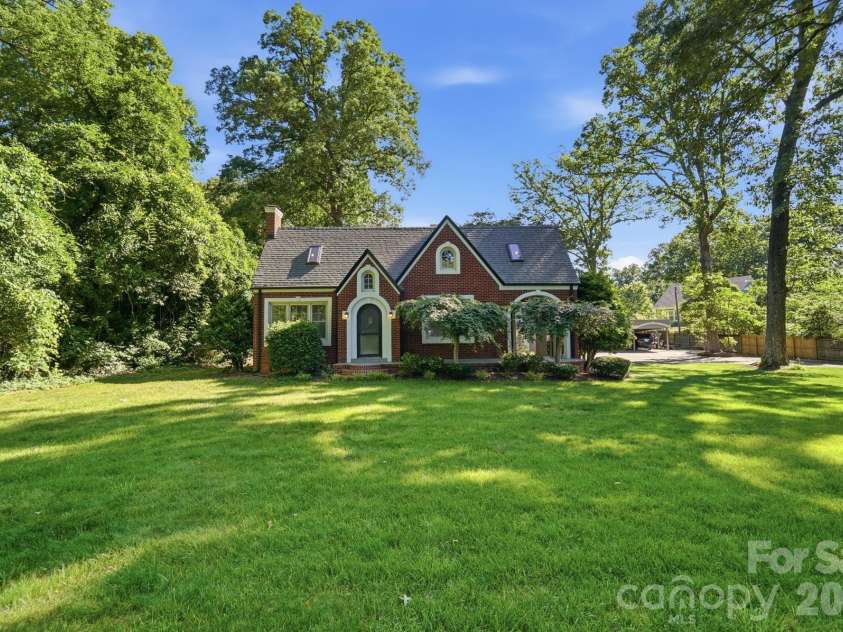 1624 New Hope Road, Gastonia, NC 28054.  MLS# CAR4379831, YatesRealty ID 22055. 