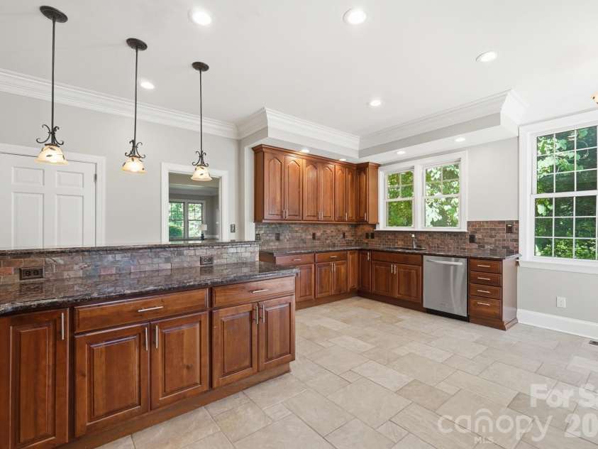 1624 New Hope Road, Gastonia, NC 28054.  MLS# CAR4379831, YatesRealty ID 22055. 