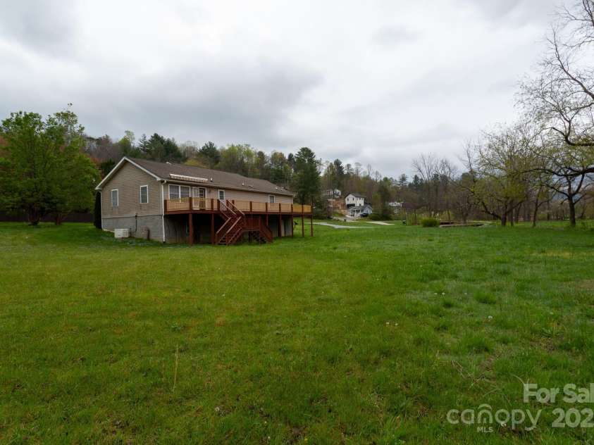 293 Gap Creek Road, Fletcher, NC 28732.  MLS# CAR4244795, YatesRealty ID 22055. 