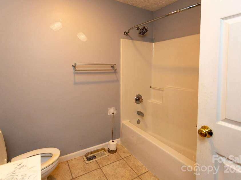 293 Gap Creek Road, Fletcher, NC 28732.  MLS# CAR4244795, YatesRealty ID 22055. 