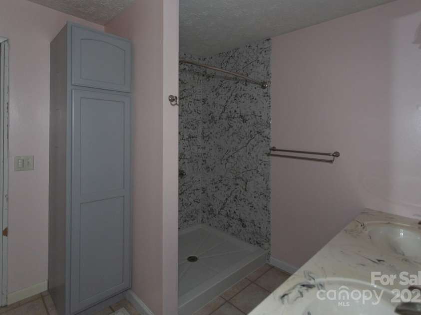 293 Gap Creek Road, Fletcher, NC 28732.  MLS# CAR4244795, YatesRealty ID 22055. 