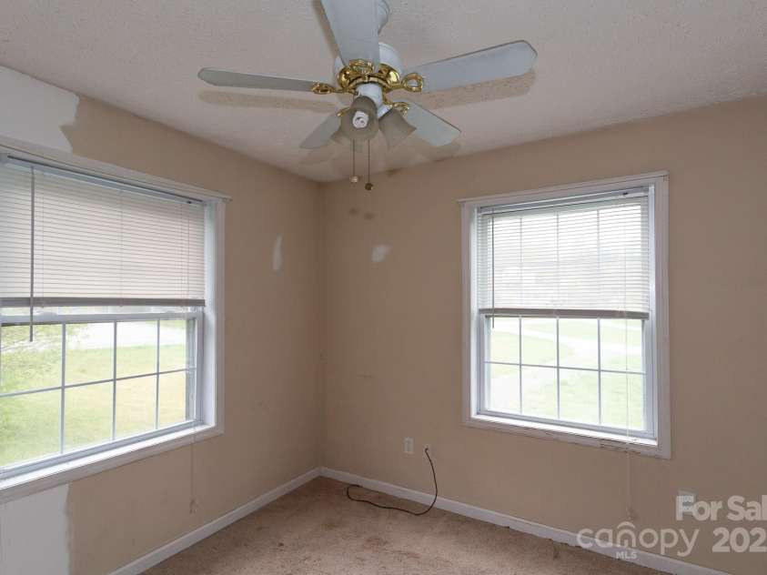 293 Gap Creek Road, Fletcher, NC 28732.  MLS# CAR4244795, YatesRealty ID 22055. 