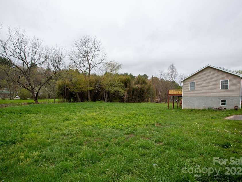 293 Gap Creek Road, Fletcher, NC 28732.  MLS# CAR4244795, YatesRealty ID 22055. 