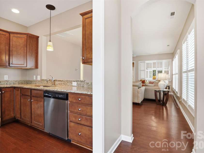 9016 Smokey Hill Lane, Fort Mill, SC 29707.  MLS# CAR4379409, YatesRealty ID 22056. 