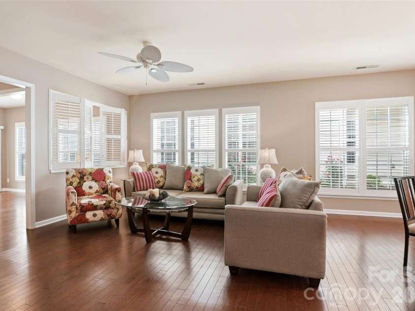 9016 Smokey Hill Lane, Fort Mill, SC 29707.  MLS# CAR4379409, YatesRealty ID 22056. 