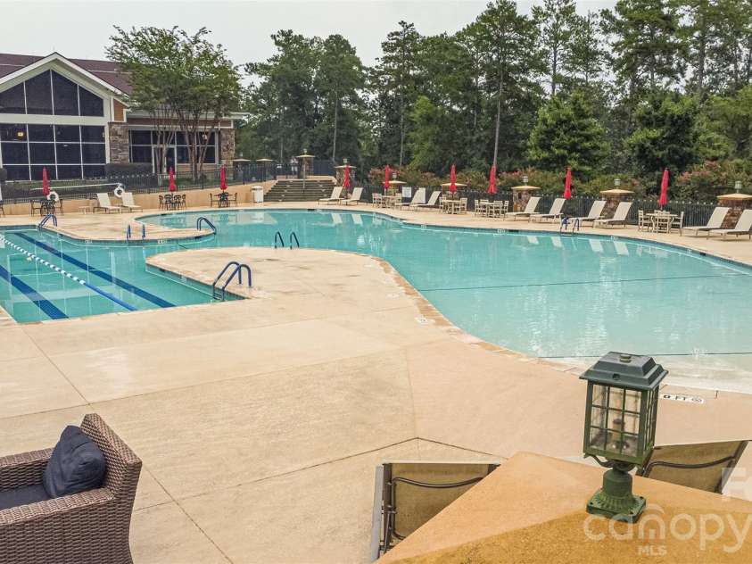 9016 Smokey Hill Lane, Fort Mill, SC 29707.  MLS# CAR4379409, YatesRealty ID 22056. 
