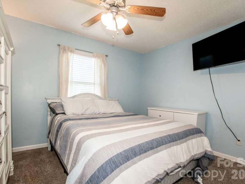 2426 Ashford Drive, Newton, NC 28658.  MLS# CAR4382287, YatesRealty ID 22057. 