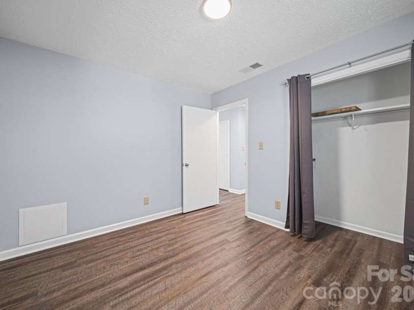 604 Leander Street, Shelby, NC 28152.  MLS# CAR4382388, YatesRealty ID 22058. 