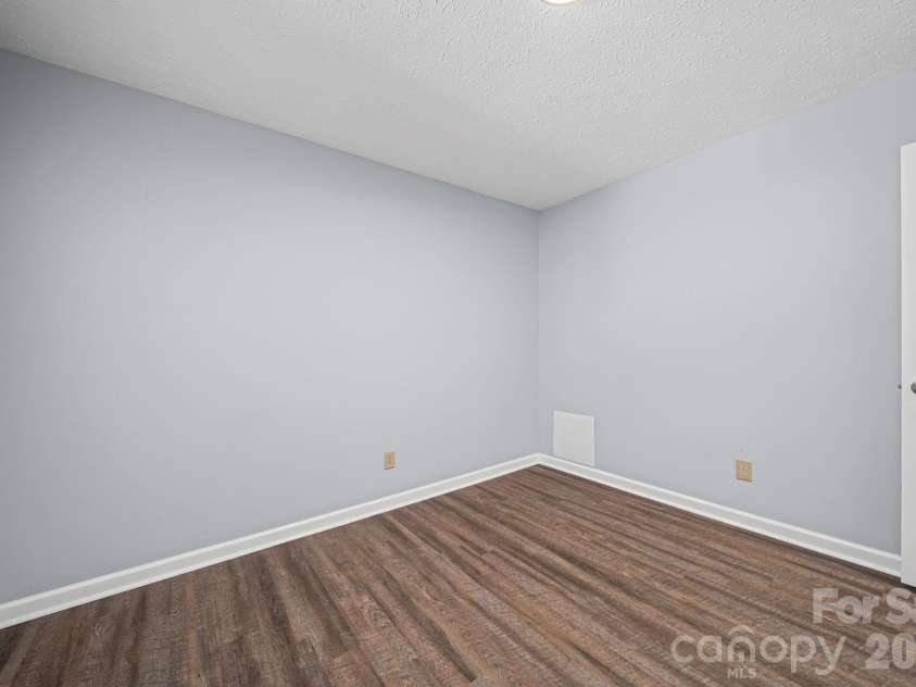 604 Leander Street, Shelby, NC 28152.  MLS# CAR4382388, YatesRealty ID 22058. 